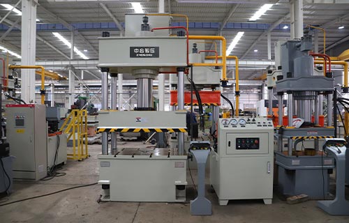 200噸液壓機(jī)哪家好？滕州液壓機(jī)哪個(gè)廠家好？