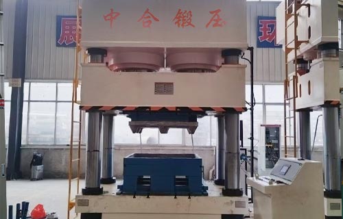 1600噸木屑托盤(pán)成型液壓機(jī)多少錢(qián)？