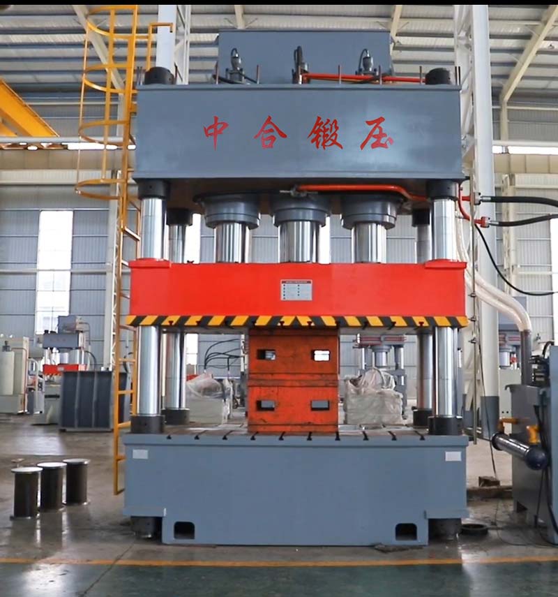 1500噸三梁四柱液壓機(jī)的參數(shù)、價(jià)格(圖1)